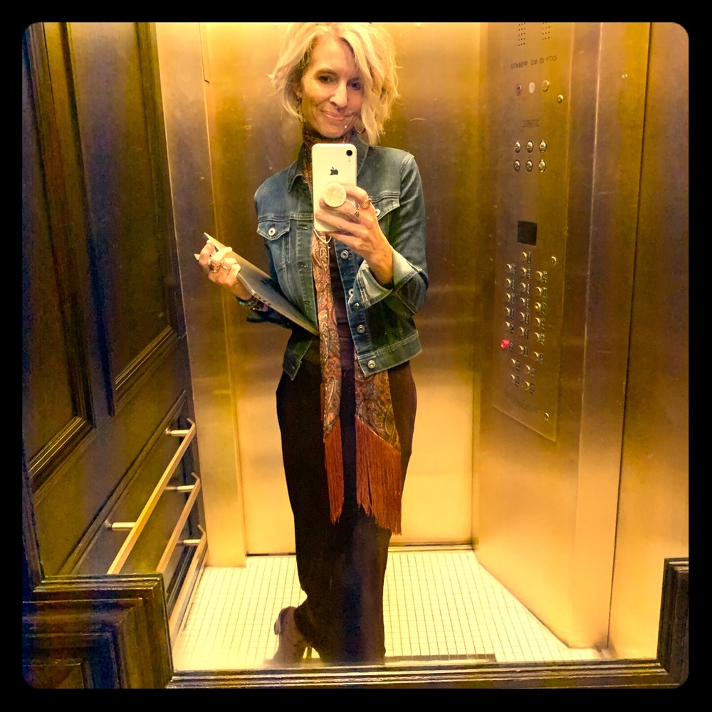 Meet your Posher, Pamela